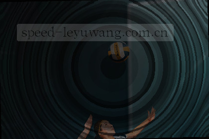 年轻球员突破上篮 三分命中后比分反超